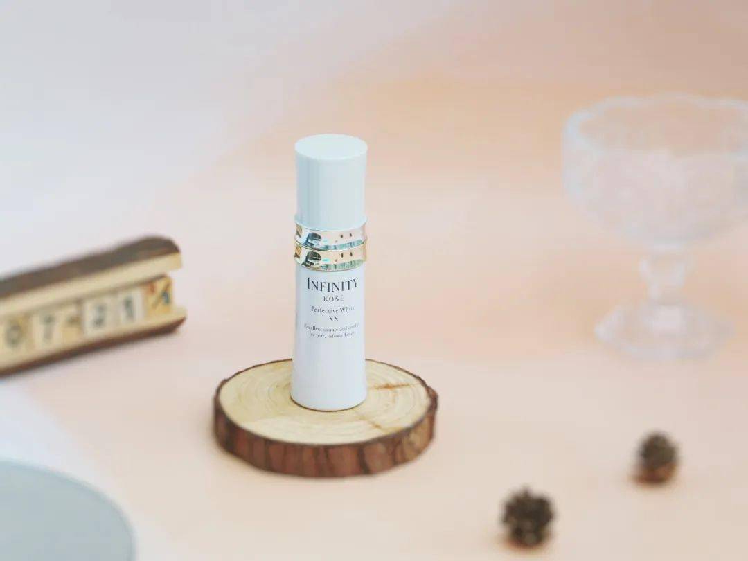 精华|空瓶实测 | 今年大火不贵的精华们