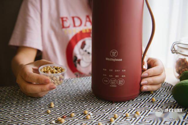 机身|隔壁小孩都馋哭了！奶爸的养娃神器：轻松搞定一日三餐