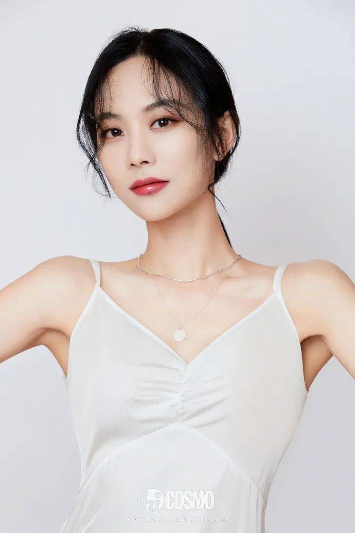 技巧|美人计 | 被称为b站“李佳琦”的王霏霏,果然能让我钱包变空