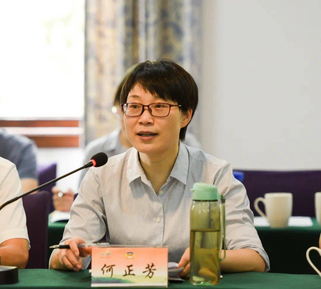 江山市副市长何正芳在交流发言市政协主席郑朝基对衢州市政协柯城