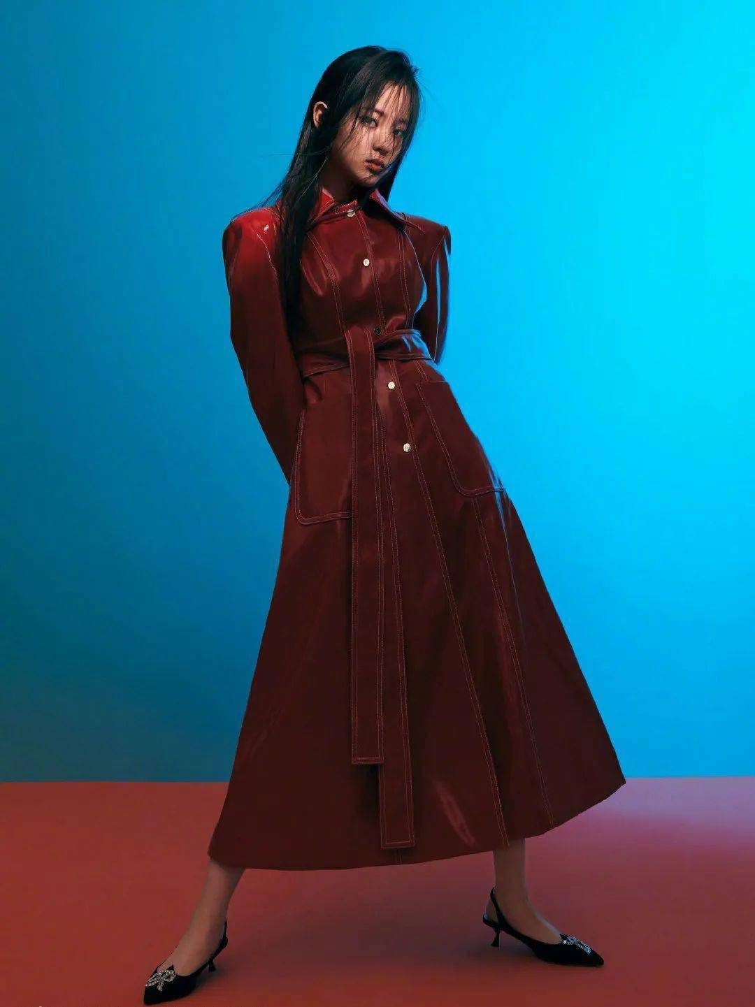 崩溃|欧阳娜娜被频繁网暴，不堪重负在节目崩溃大哭！才20岁的她到底做错了什么？