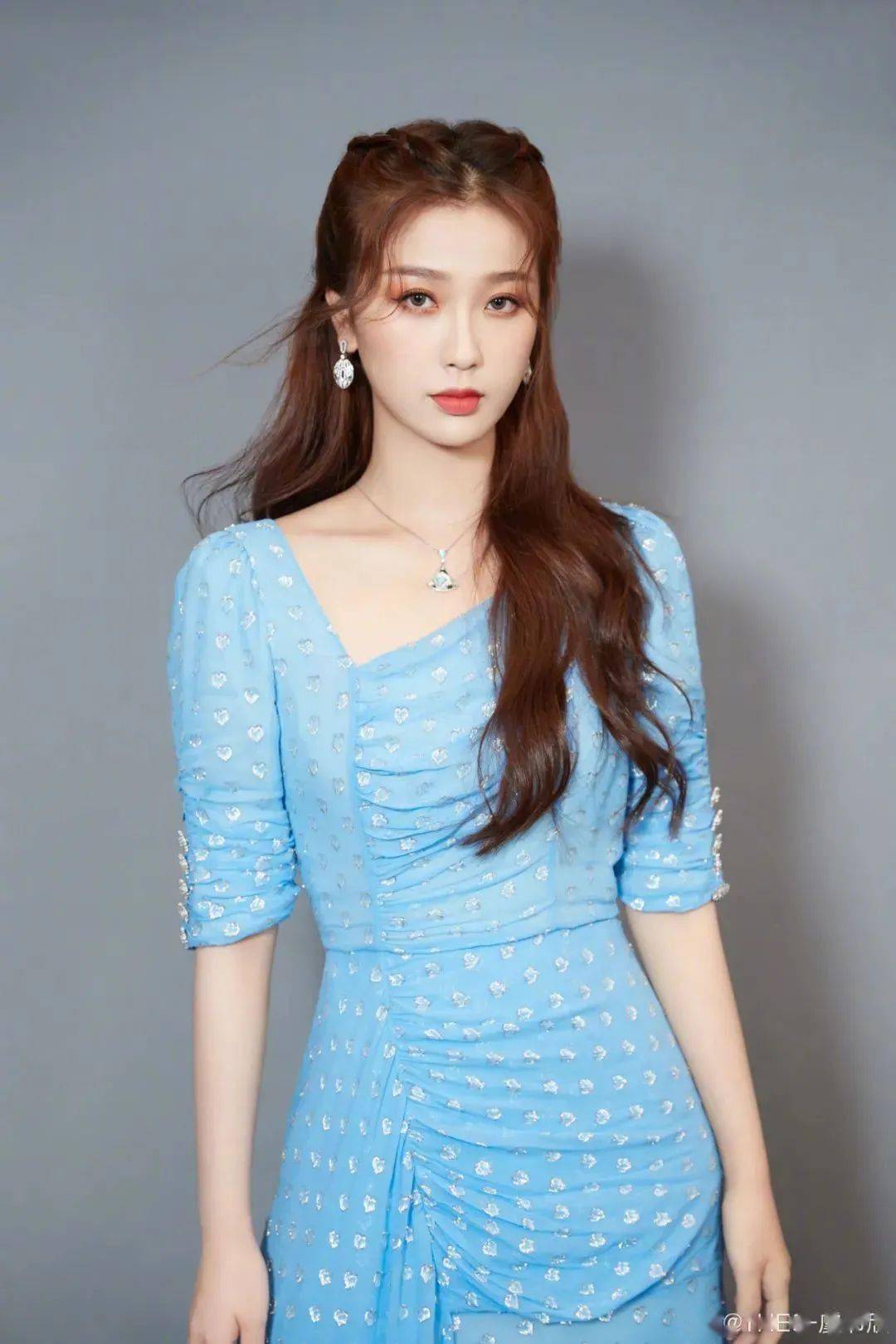 头发|炎炎夏日发型,清凉和美你都可以要!