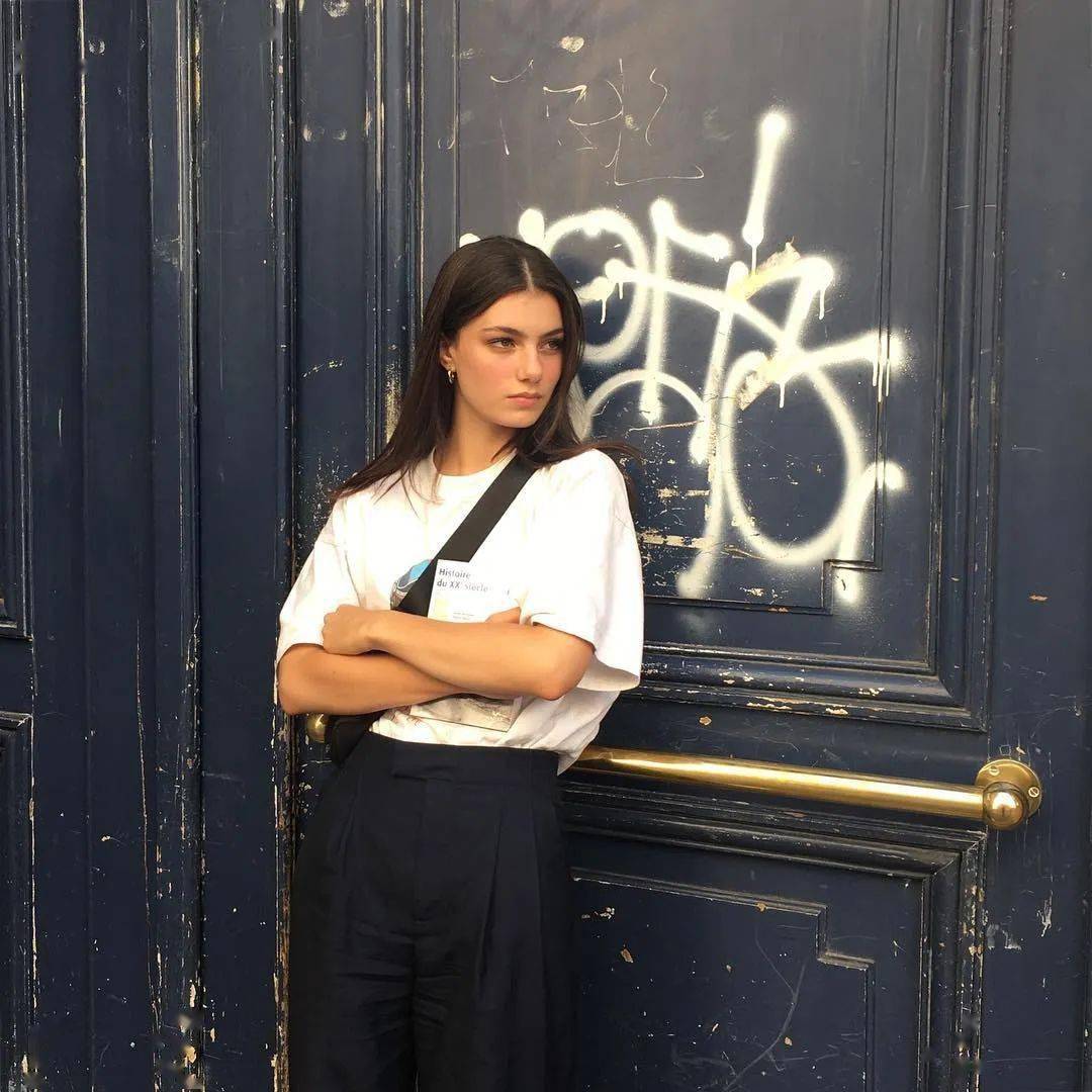 Louise|浓 颜 系 美 人，绝！