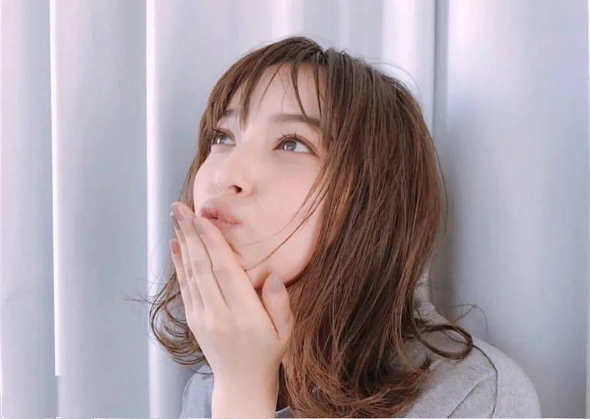 下巴|圆脸的赵丽颖、赵露思都在凹的“娇憨感”，让你男女通杀！