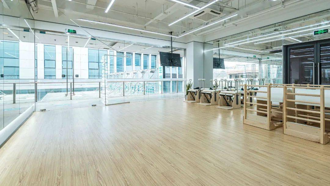 普拉提|“乘风破浪的姐姐们”疯狂痴迷？福州这家“大长腿训练场”我pick了！