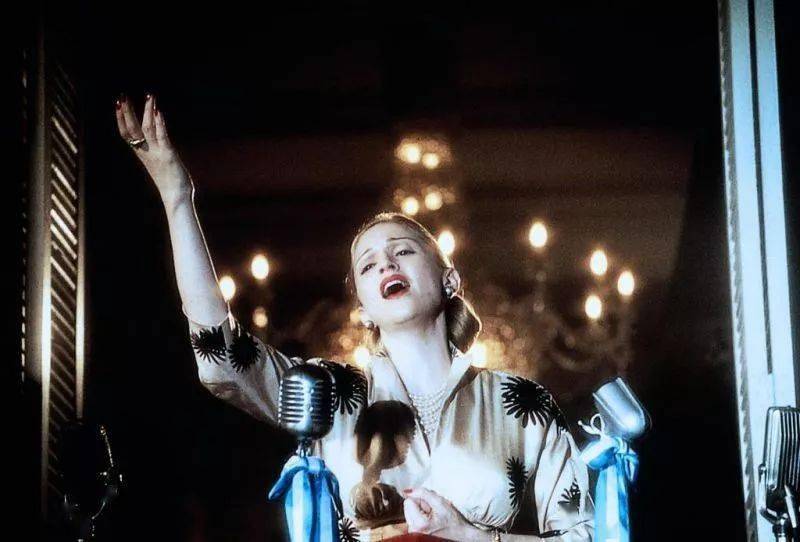 私生女|从“私生女”到第一夫人，她的人生有多传奇？