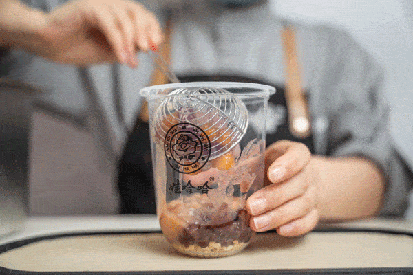对产品的研发与市场