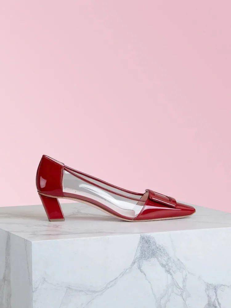 Roger|骨灰级经典Roger Vivier方扣鞋，又出了绝美新款！