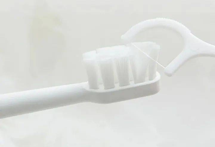 杜邦毛|不到200块，品质不输千元大牌的电动牙刷，1分钟震动41000次！