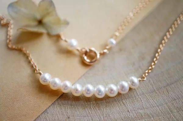 珍珠|这些世间罕见的珍珠，你拿着钱都买不到！