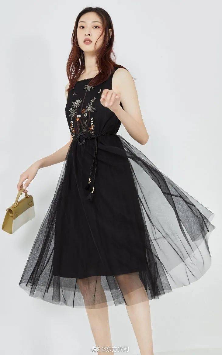 系列|田霖精彩演绎VERO MODA2020早秋系列，可盐可甜，风格自由变换美到了！