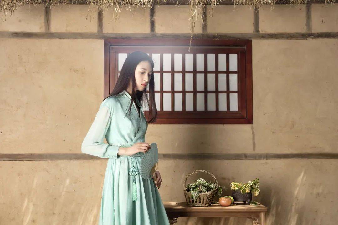 系列|田霖精彩演绎VERO MODA2020早秋系列，可盐可甜，风格自由变换美到了！