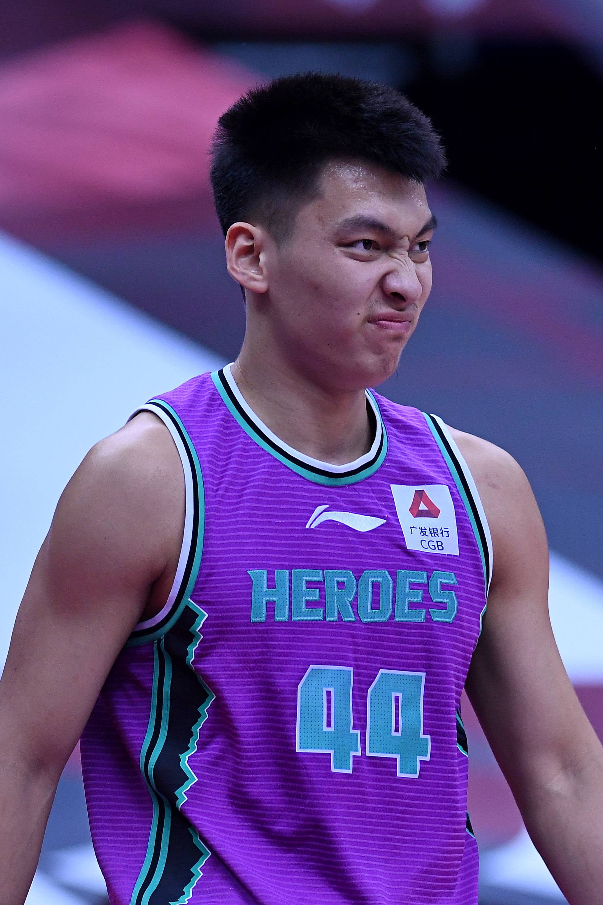 新华社|篮球——CBA联赛季后赛：山东西王无缘八强