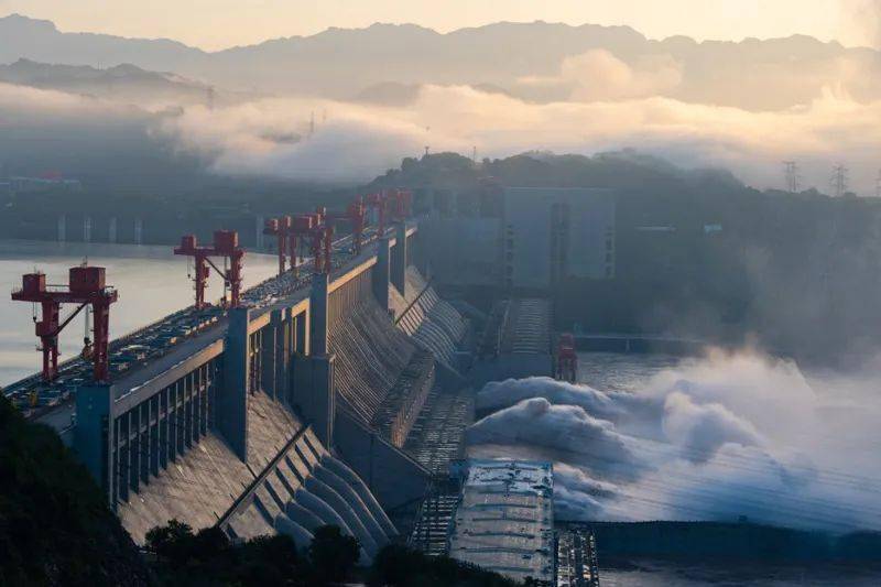 三峡水库人口_三峡水库图片(2)