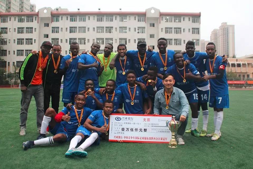 姚辉坤|北大才子姚辉坤先生登上《北京人才市场报》头条