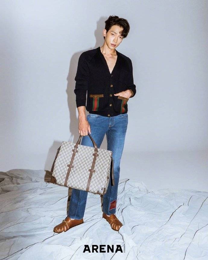 行走|减肥后的RAIN 帅气十足！