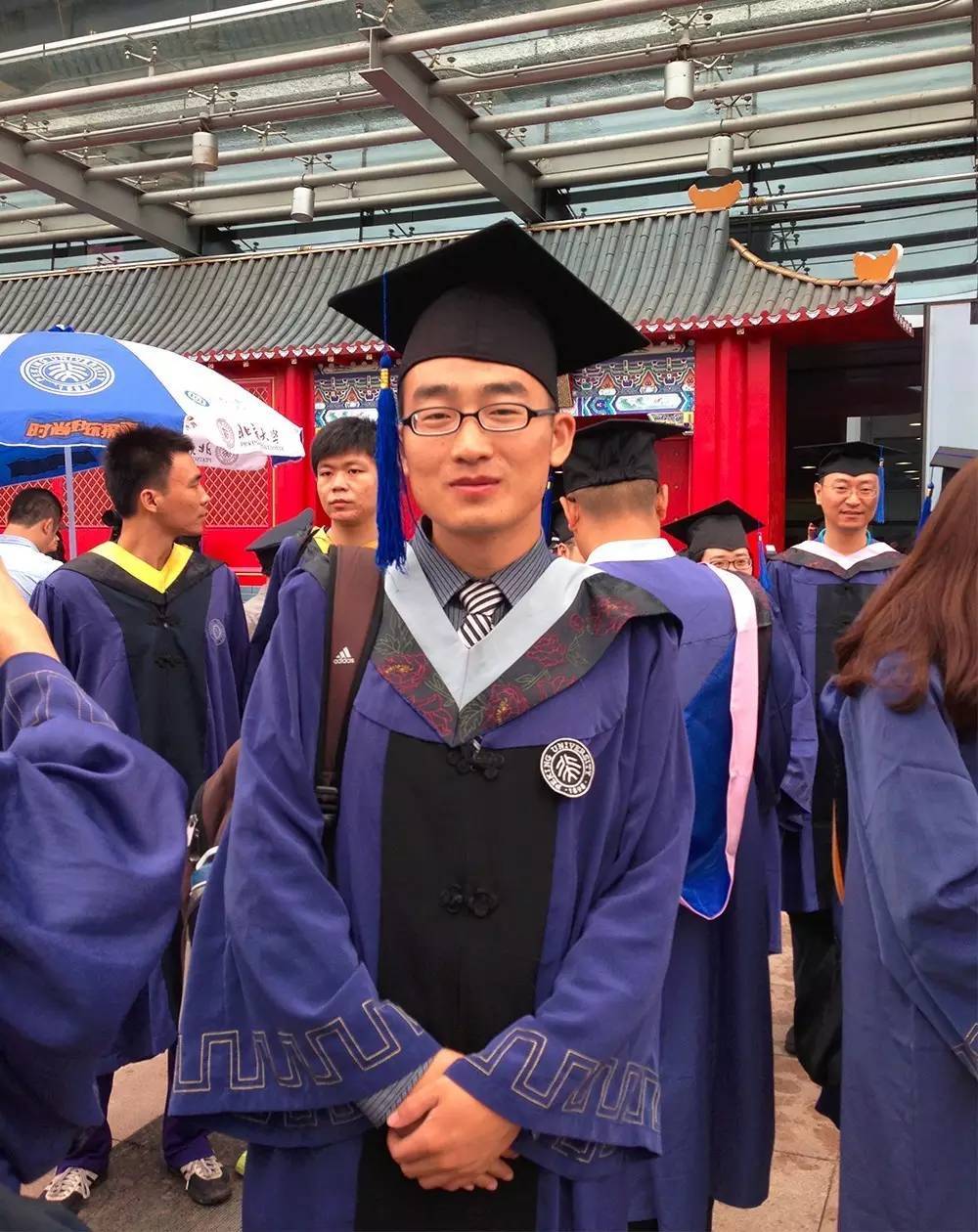 姚辉坤|北大才子姚辉坤先生登上《北京人才市场报》头条