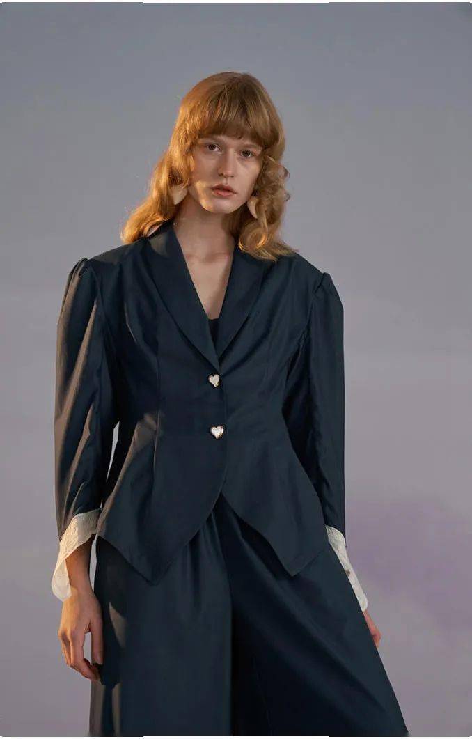 女装|2021春夏流行趋势，8大女装细节，你不可不知！