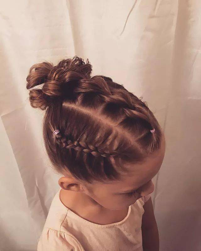 女儿|生个女儿，就要这样扎头发，又美又仙羡慕skr人！