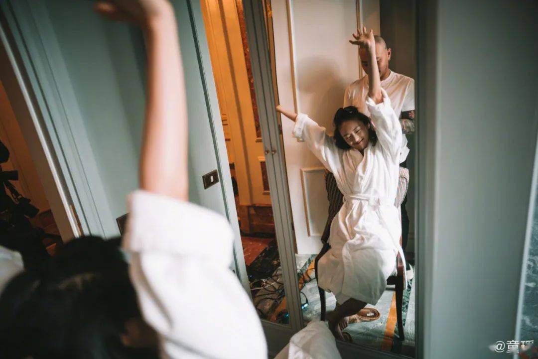 图片|贵妇圈办“品水会”？还是给皮肤好好补补水吧！