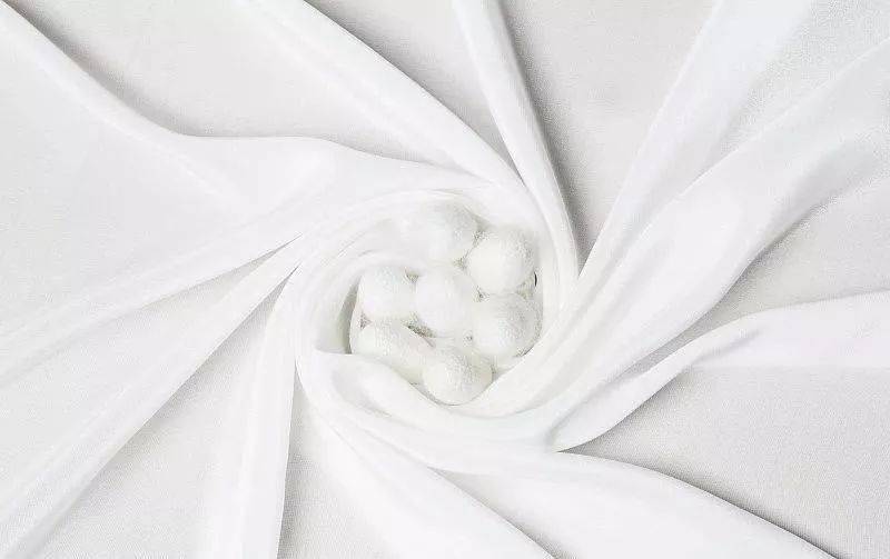 文能当|文能当睡衣，武能作外套，它是时尚界的万能单品 | 百匠优选