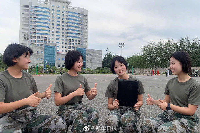 花木兰|军校一年，“花木兰”这样擦亮“颜值”