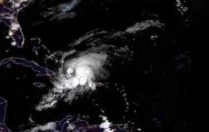 影响|疫情+飓风！美国佛罗里达州遭受双重夹击