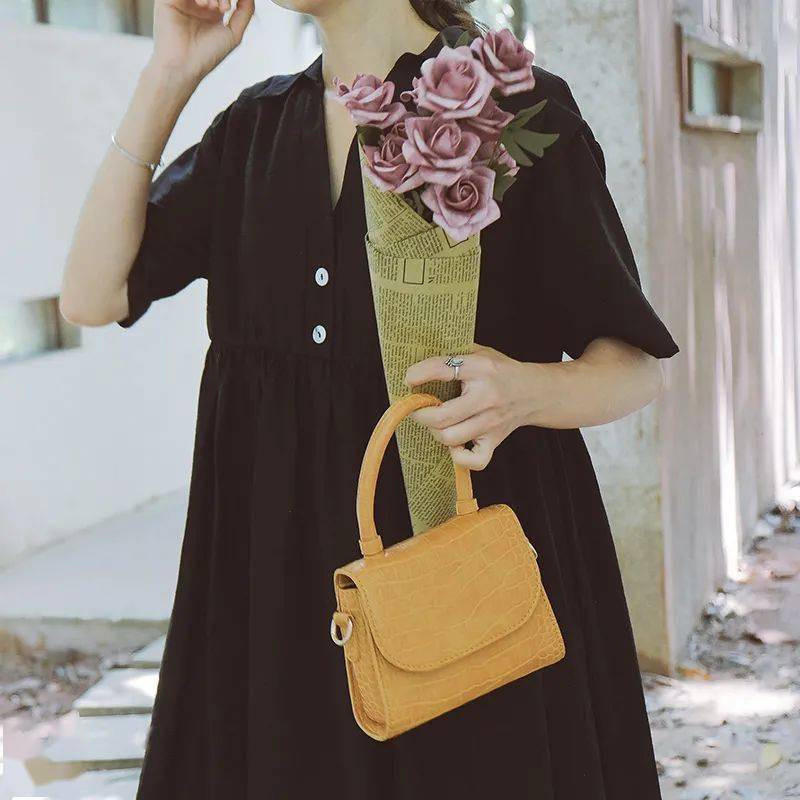 铂金|看完《三十而已》，比起动辄百万的铂金包，这6款入门级轻奢包包更值得入手！