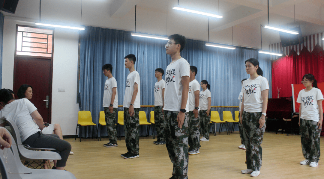 高考|深圳这群高考学霸如何“逆风翻盘”？他们说……霸气！人均提高120分