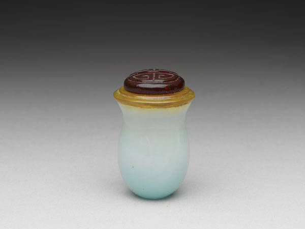 鼻烟壶|台北故宫新展“士拿乎”：方寸间的鼻烟壶与清宫微型艺术