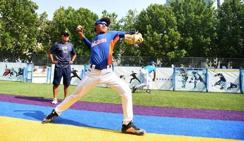 健身|“齐”心“鲁”力|全民健身——夏日里的棒球少年