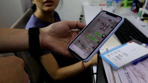 一场明星见面会后,男子豪砸13万...再次见到真人