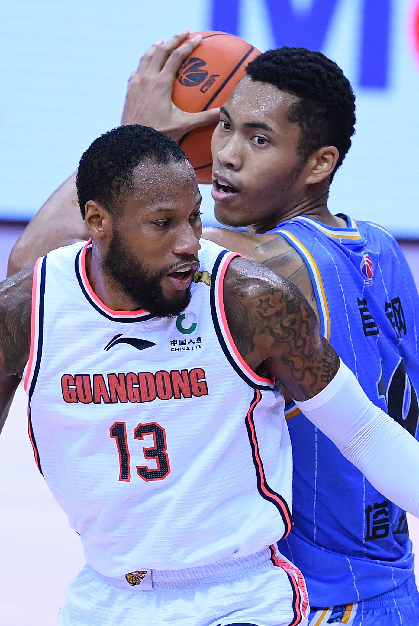 比赛|篮球——CBA联赛半决赛：北京首钢对阵广东东莞银行