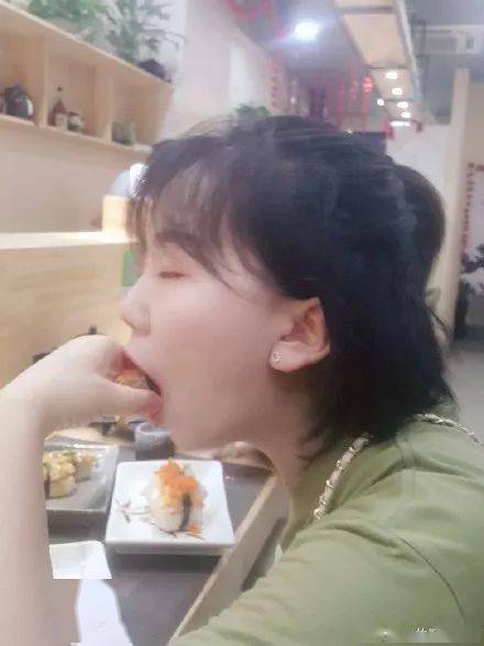 连拍|老娘化妆那么贵，你连拍照都不会