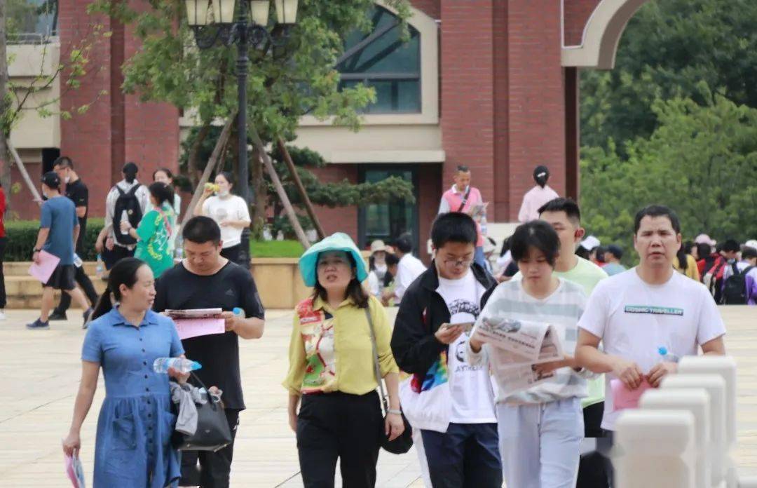 2020年安宁中学在云_“开庭!”‖安宁中学太平学校2020年“模拟法庭”进