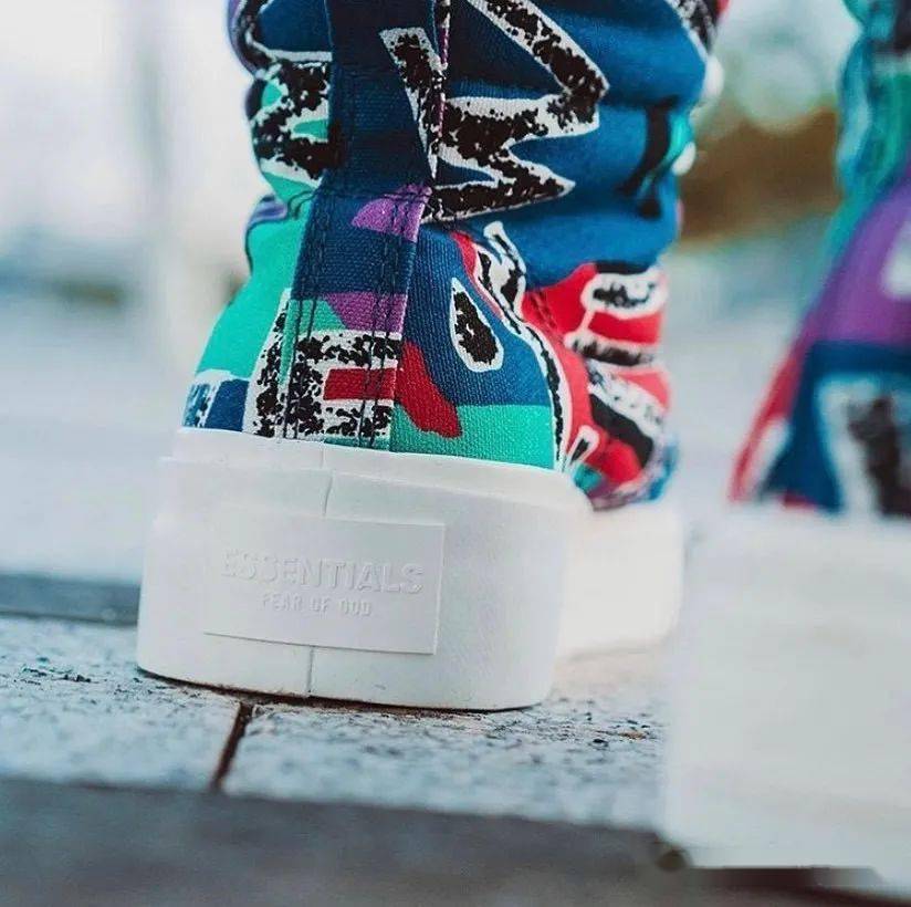 艺术|鞋讯丨街头艺术感浓郁！疑似 FOG 支线 x Converse 新联名曝光！