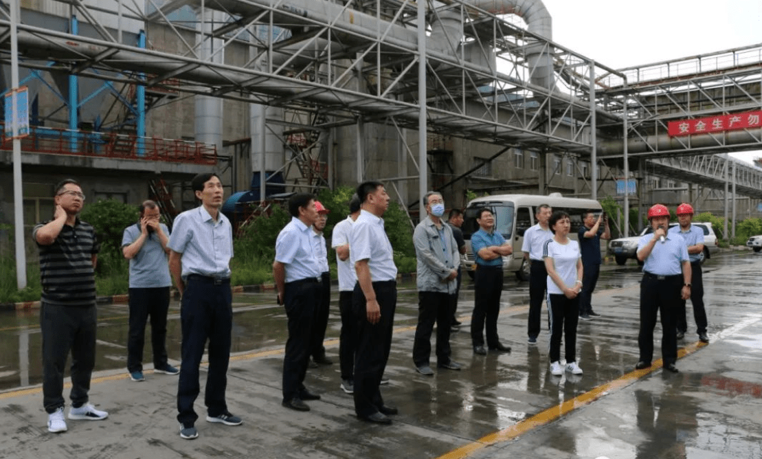 市人大财经委主任委员杜金宏一行到我旗调研