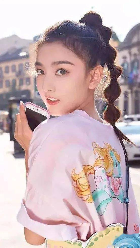 发型|今年夏天最时髦又凉快的发型,不用找Tony老师,5块钱就能打造!