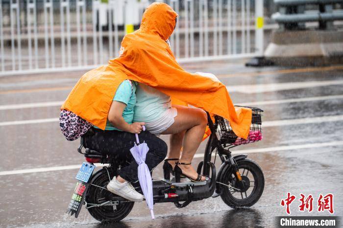 预警|山西发布暴雨预警 多地致灾风险较高需加强防范