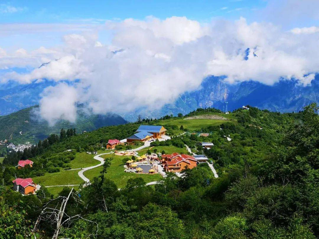 愿你归来仍是少年首届绿脉农特拉尕山摩旅露营活动吹响集结号