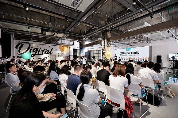 直播|明星直播除了带货还能干什么，海信打了个样