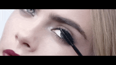 睫毛|从甜度爆表到复古明艳,产后首亮相的她惊艳全场!