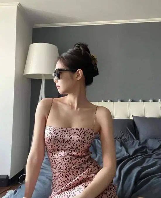 发型|今年夏天最时髦又凉快的发型,不用找Tony老师,5块钱就能打造!