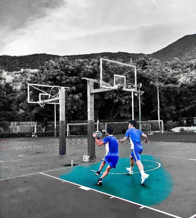 刘同学|深圳中考高分考生：面对薄弱学科不逃避，喜欢摄影捕捉美好瞬间