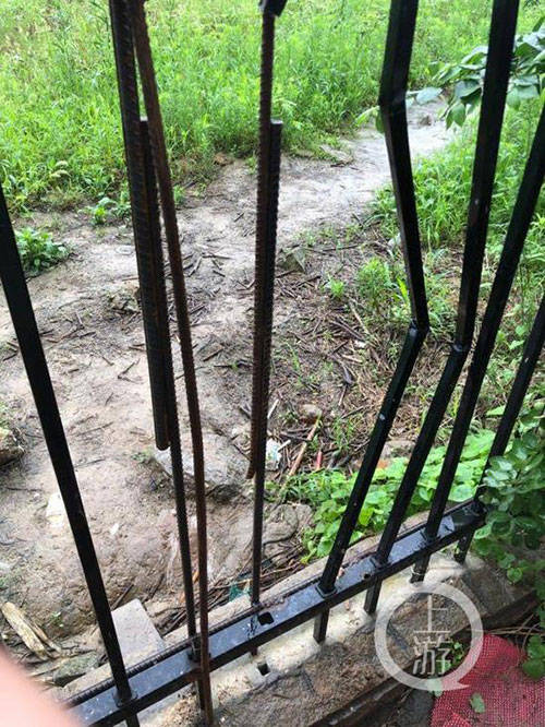 大学生从破损围栏溜出校园次日在千里之外海边溺亡