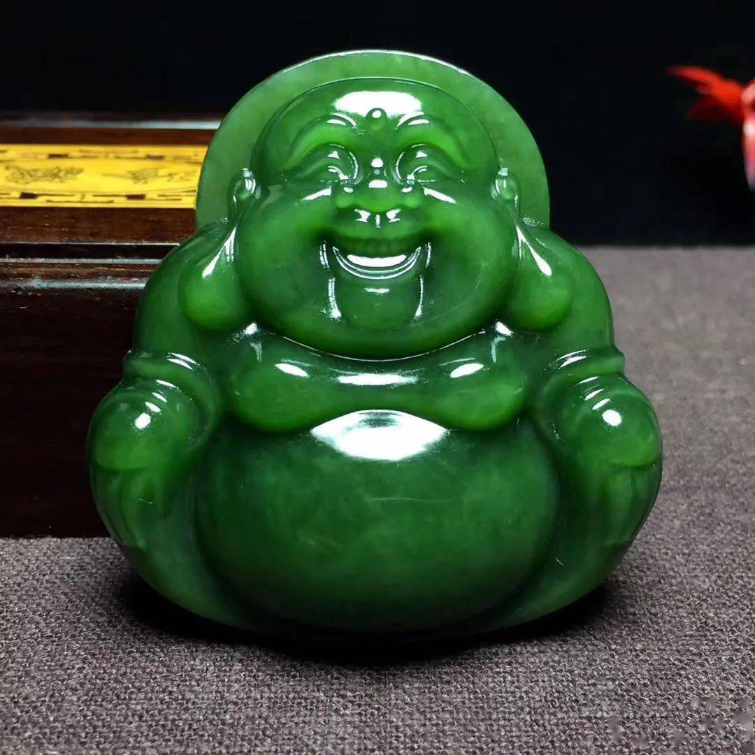 子和|布达拉宫用了多少吨金子和珠宝用来装饰呢？说出来你都不敢相信