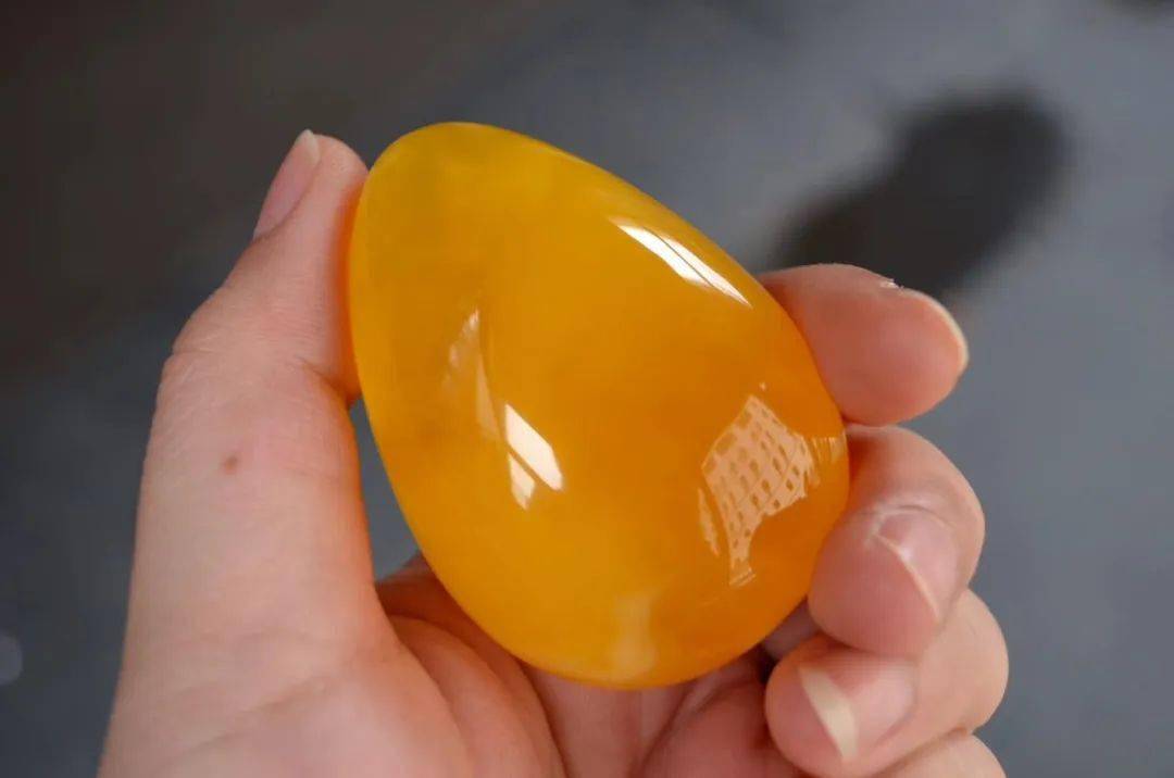 货源|呵呵你那也叫琥珀蜜蜡一手货源，15块克价的蜜蜡原石见过没？