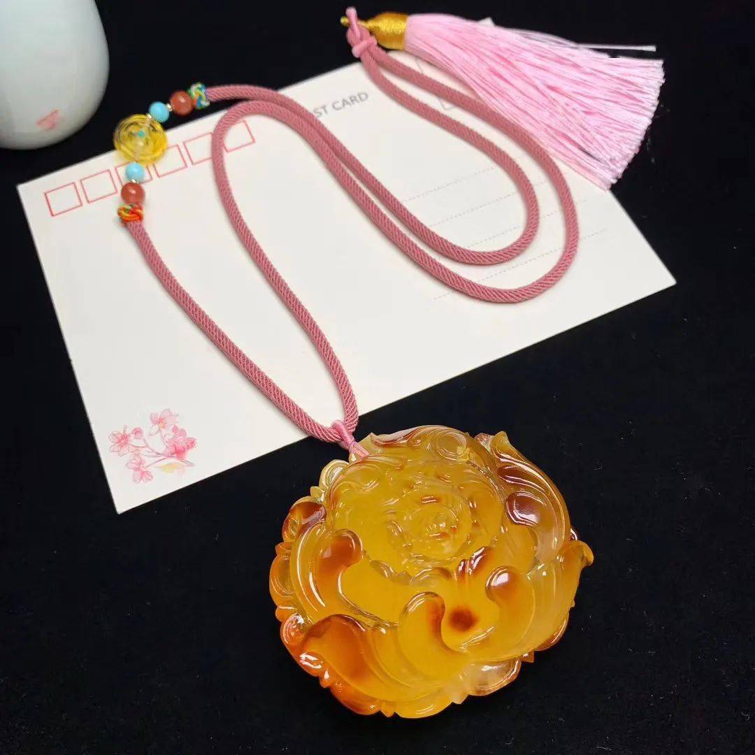 货源|呵呵你那也叫琥珀蜜蜡一手货源，15块克价的蜜蜡原石见过没？