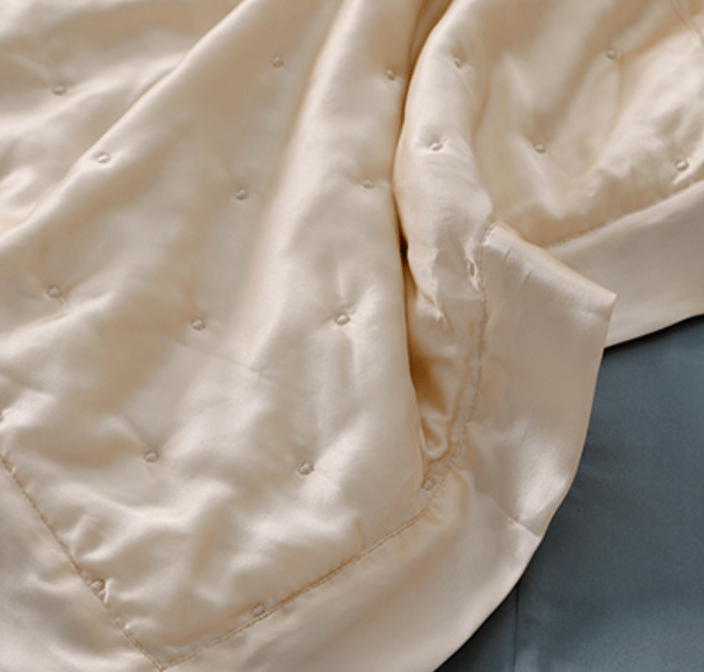 真丝|社畜的床品性价比之选：每天省下5度电，一夜好眠到天亮