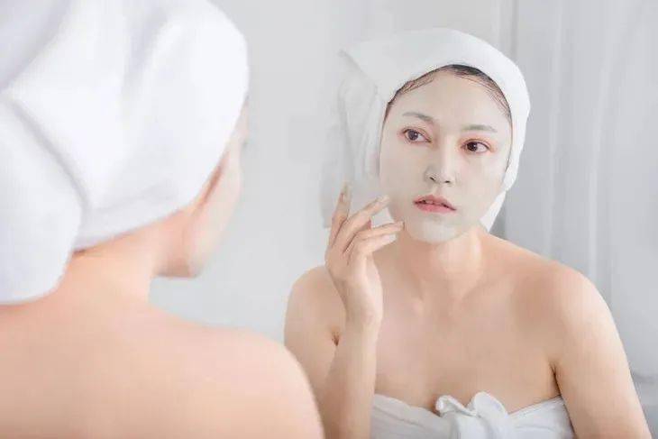 补水|这个夏日必备的俄罗斯国民面膜，百元不到就能囤满补水、清洁、美白、紧致N个功效，也太值了叭！